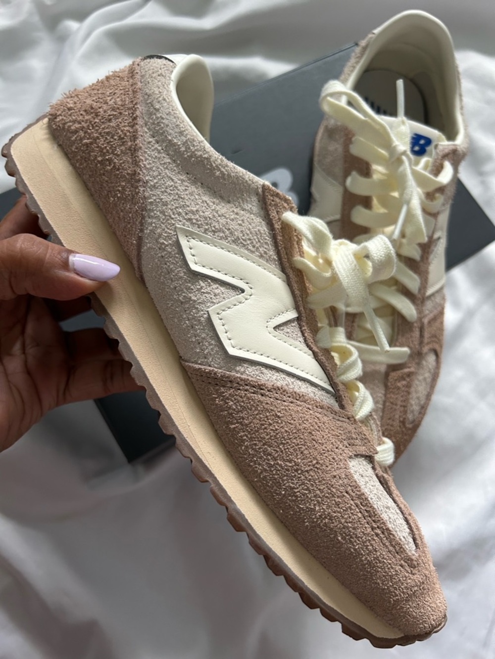 New Balance Women's Blush Pink Suede Retro Runner - Picture 8 of 14